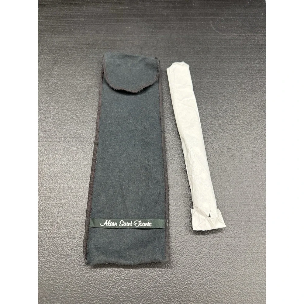 Alain Saint-1Piece Palace Five Star Steak Knives with Black Handles